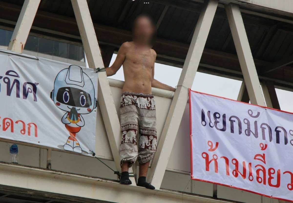 AuslĂ€nder stĂŒrzt von BrĂŒcke in Bangkok
