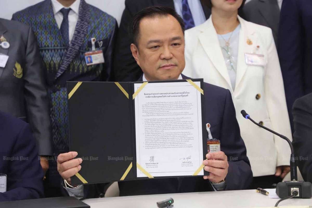 Machtpoker in Bangkok: Anutin will Minderheitsregierung