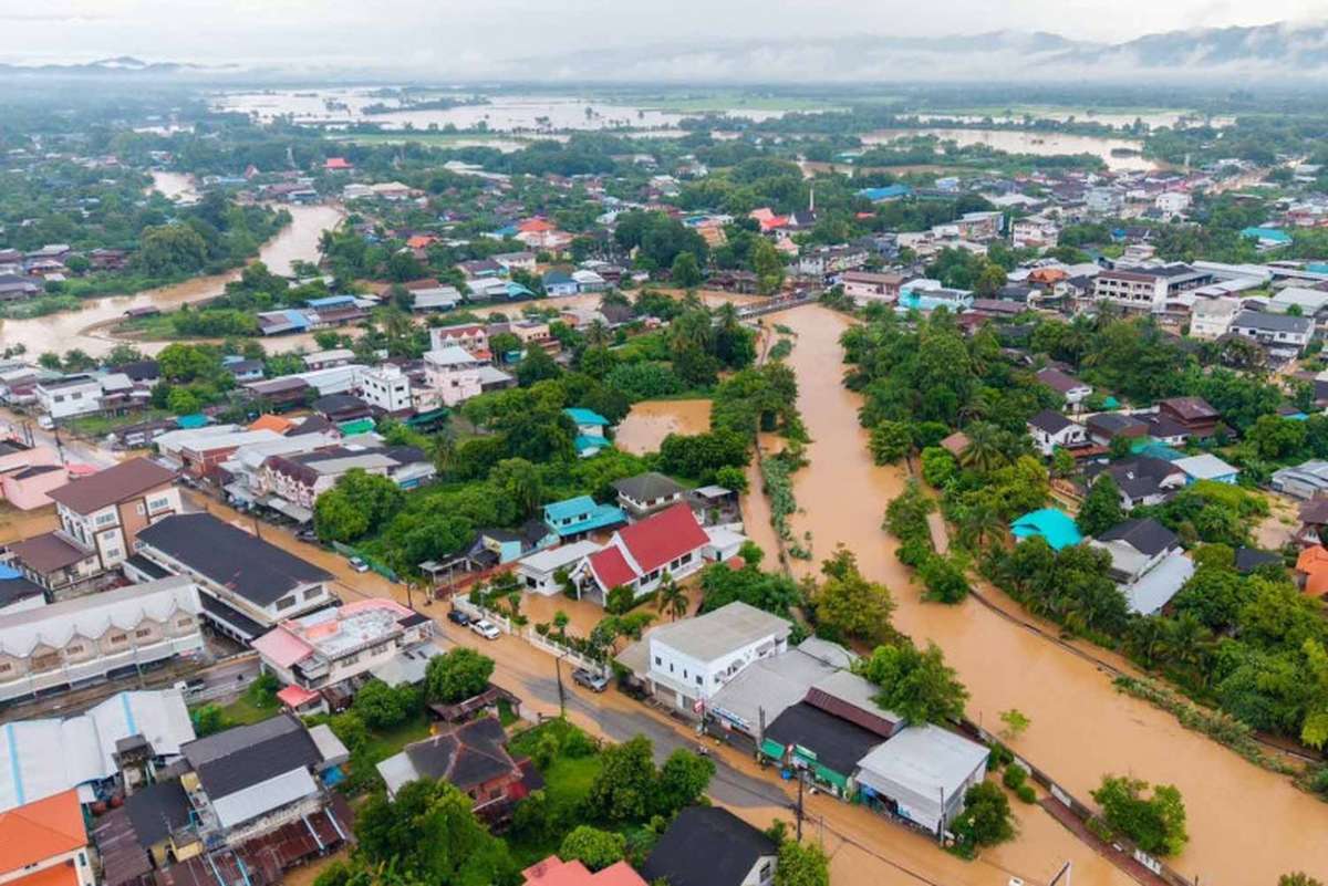 VIDEO: Tropensturm verwüstet Nordthailand