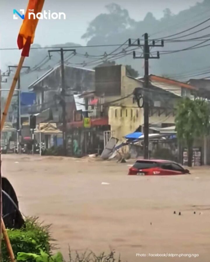 EILMELDUNG: Sturzfluten in Khao Lak - Touristen fliehen