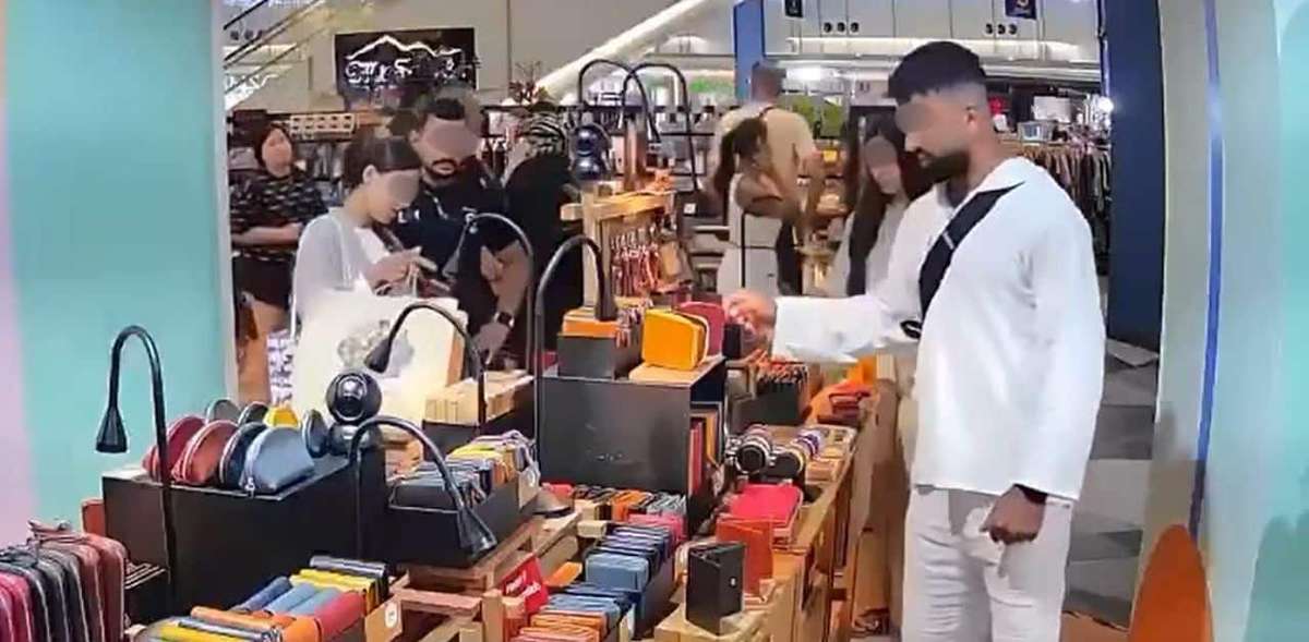 Auländische Diebe plündern Lederladen (Video)
