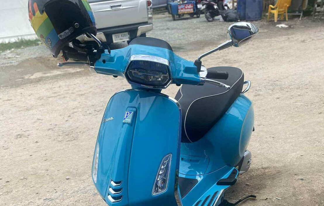 Blaue Vespa in Pattaya gestohlen