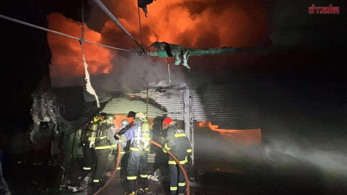Großbrand im Grenzmarkt (Video)