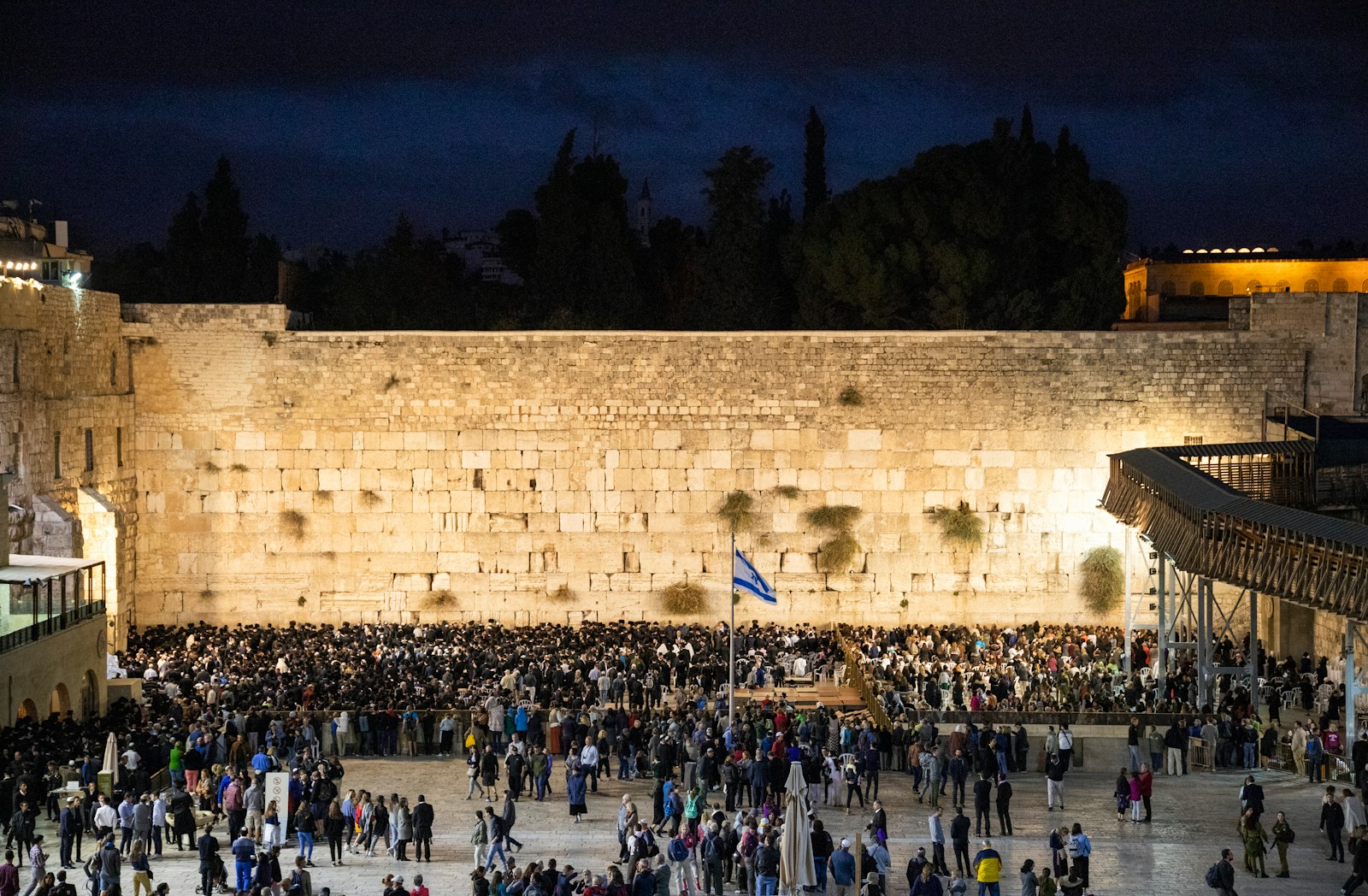 Merz in Israel bekräftigt Treue
