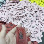 Rekordzahl an Schmuggelwaren beschlagnahmt Pattaya: Illegale E-Zigaretten-Fabrik ausgehoben