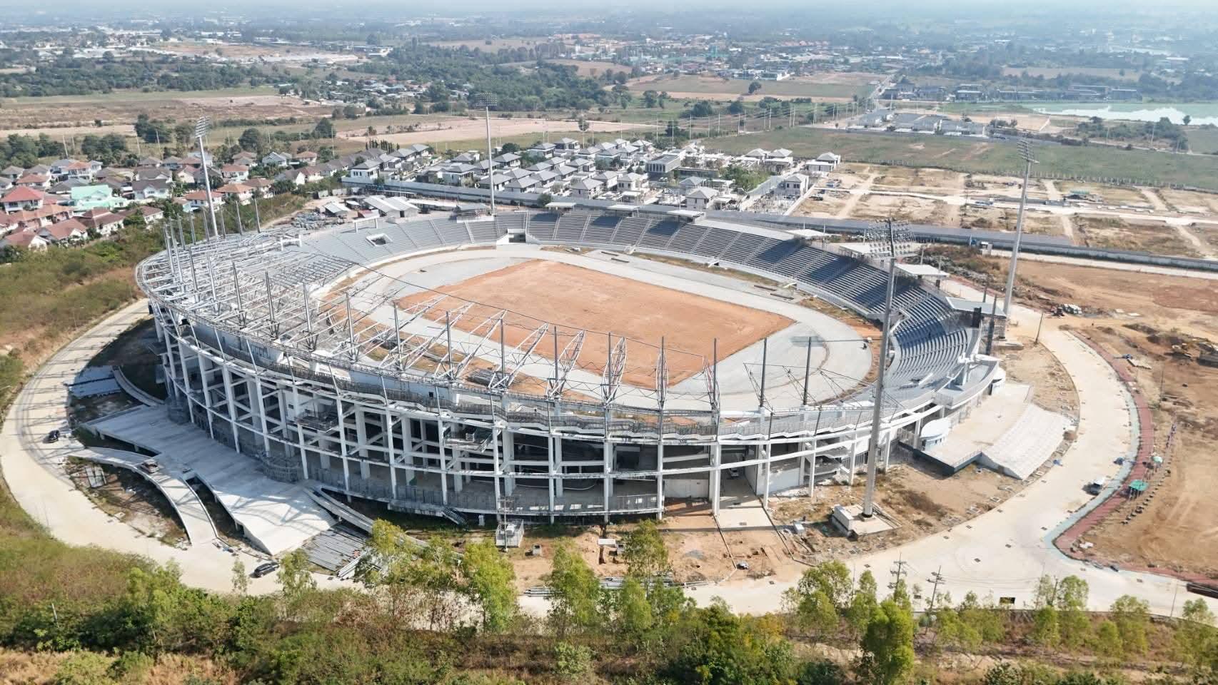 Millionenbau mit Mängeln: Stadion braucht neues Dach