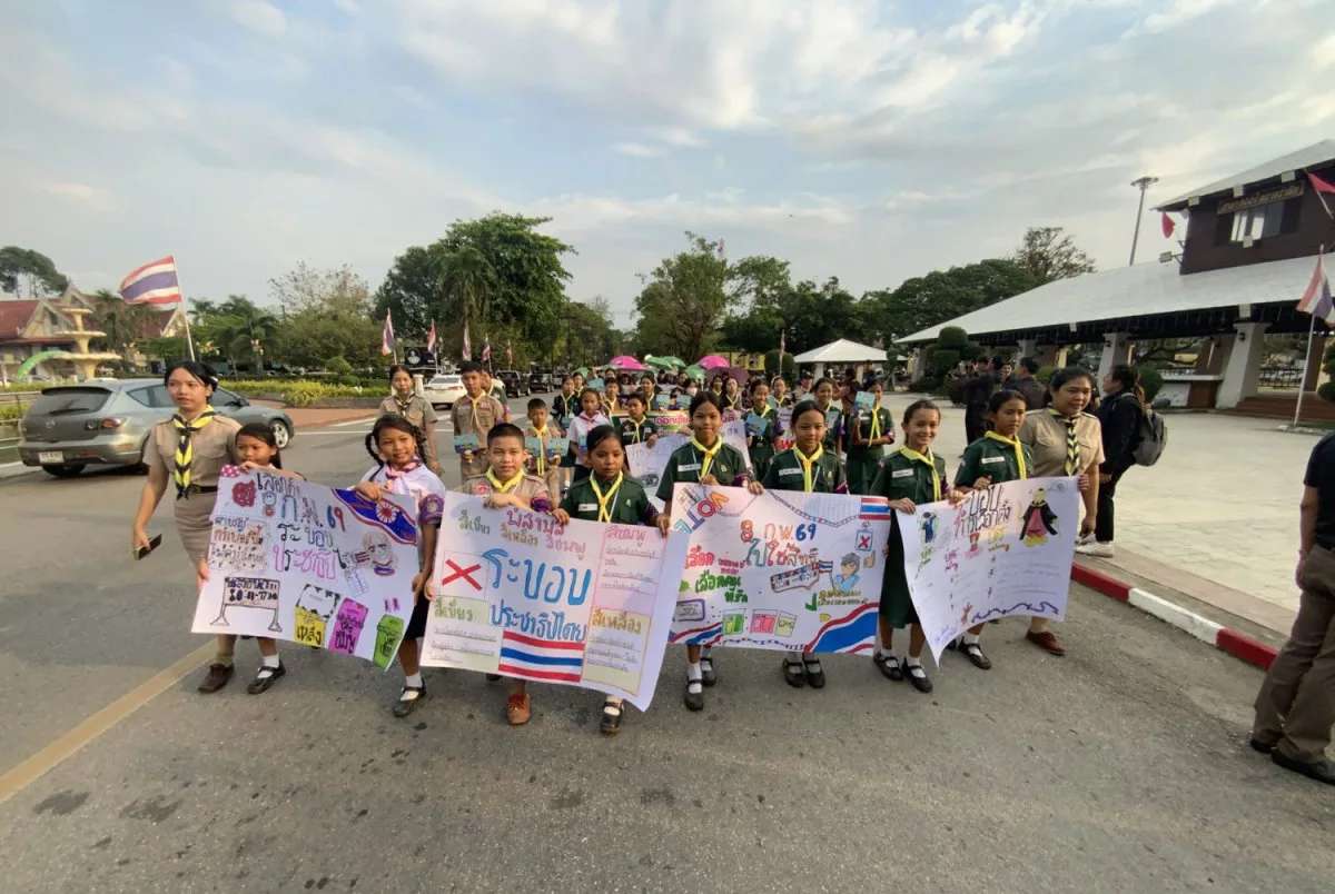 Ausländer wachen über Thailand-Wahl
