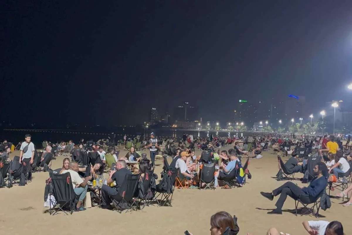 Keine Bars, kein Alkohol – Touristen zieht es an den Strand