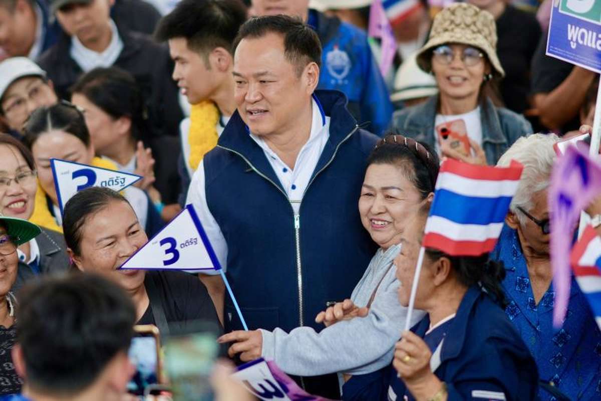 Premier-Duell in Thailand: Cannabis-Reformer gegen Jungpolitiker