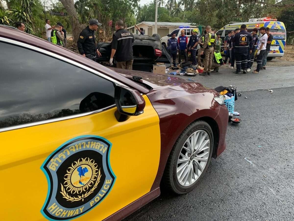 Wilde Flucht vor Polizei endet mit Horror-Crash