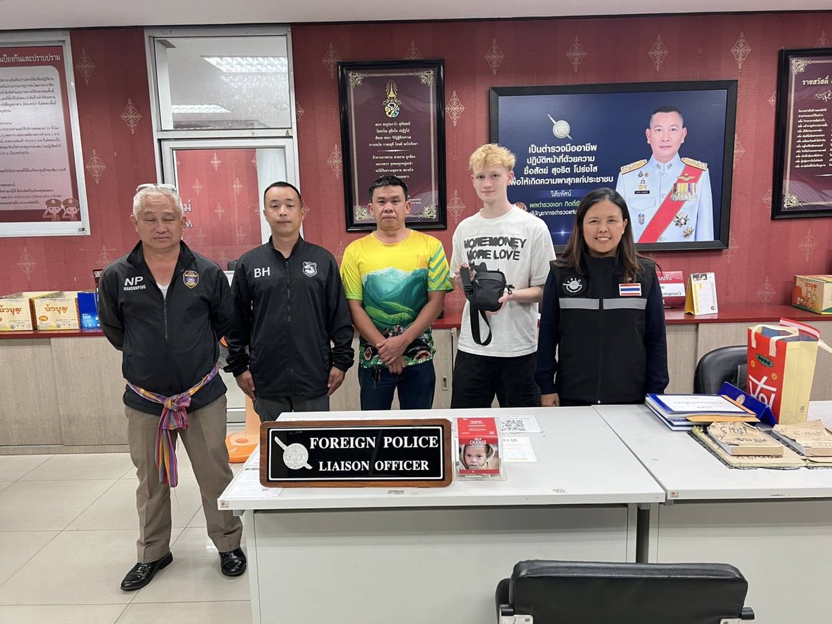 Deutscher Tourist vergisst Tasche in Chiang Mai