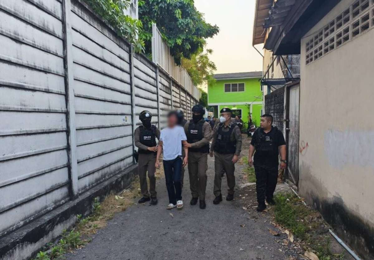 Mann tötet Ex-Frau nach Streit in Bangkok (Video)