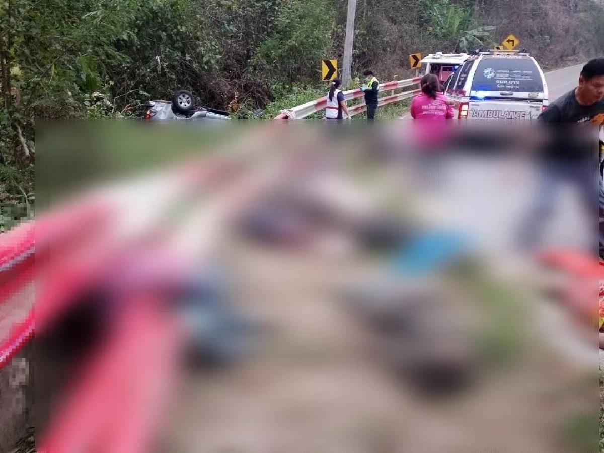 Horror-Crash in Nan: Pickup rast in Kurve – 8 Tote