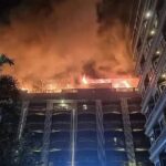 EILMELDUNG: Großbrand im JA Plus Hotel Pattaya (Video)