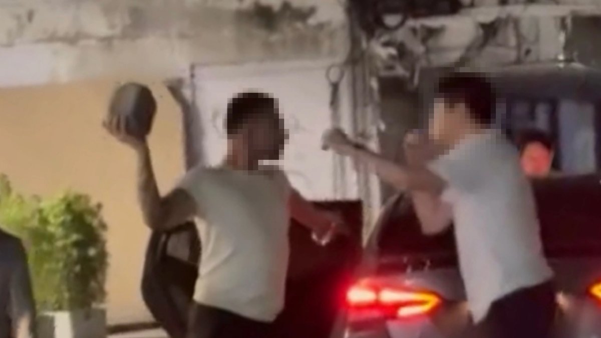 Massenschlägerei in Pattaya: Junge Frau von Auto überrollt