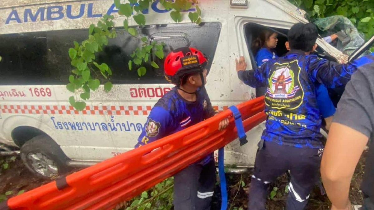 Tragödie in Uttaradit: Rettungssanitäterin stirbt bei Einsatzfahrt