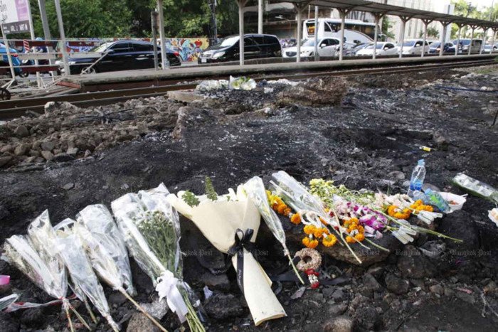 Zug-Bus-Kollision in Bangkok: Identifizierung der Opfer läuft weiter