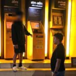 Bangkok: 19-Jähriger mit 600.000 Baht aus Call-Center-Betrug gefasst Bangkok: 19-Jähriger mit 600.000 Baht aus Call-Center-Betrug gefasst