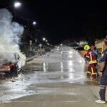 Brände in Phichit: Drei Häuser und E-Auto zerstört Brände in Phichit: Drei Häuser und E-Auto zerstört