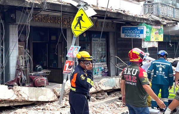 Drama in Bangkok: Balkon stürzt ein – Mann darunter erschlagen