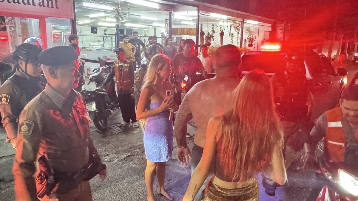 Massenschlägerei in Pattaya: Thais und Touristen prügeln sich