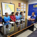 Phuket: Drogen-Razzia auf Booten – Festnahmen am Pier Phuket: Drogen-Razzia auf Booten – Festnahmen am Pier