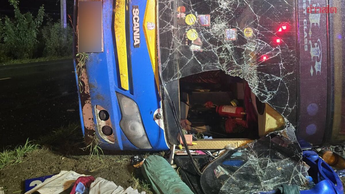Schwerer Busunfall in Phetchaburi: 28 Verletzte nach Horror-Crash