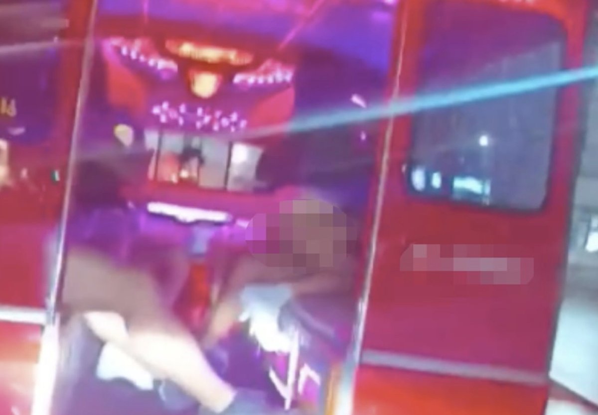Skandal in Phuket: Touristen treiben es schamlos auf Tuk-Tuk