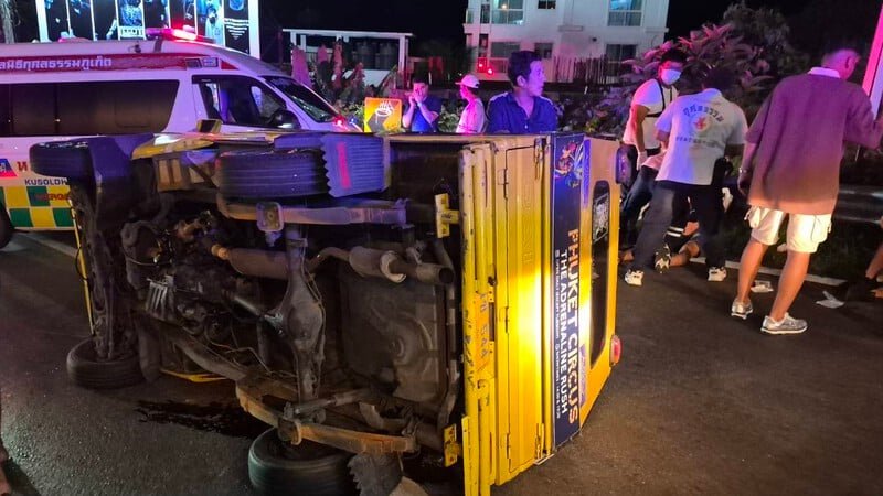 Tuk-Tuk kippt auf Patong Hill um: Fünf Touristen bei Unfall verletzt