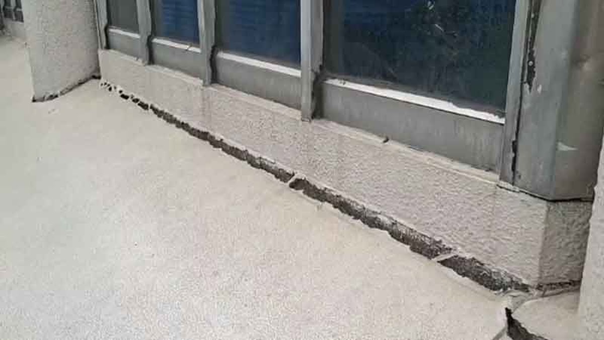 EILMELDUNG Bangkok: Wassereinbruch 30 Meter - Sperrungen & Evakuierung