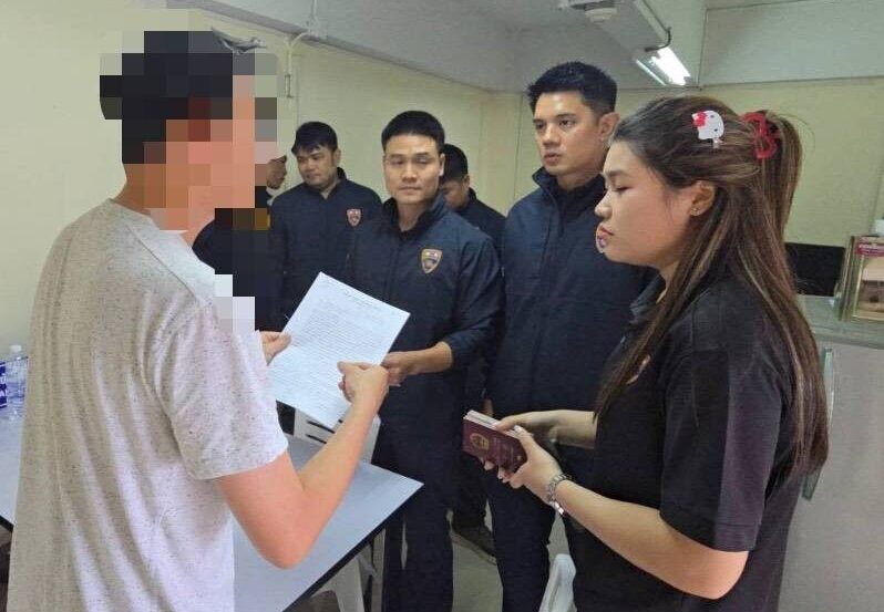 Polizei jagt gesuchte Ausländer in Bangkok