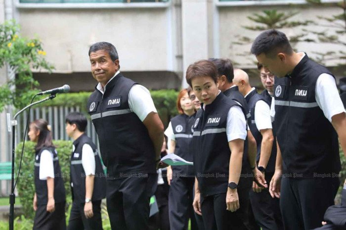 Bangkok plant neue Steuern auf Zigaretten, Hotels und Benzin