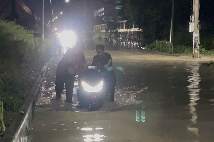 Starkregen legt Pattaya lahm – Straßen unpassierbar (Video)