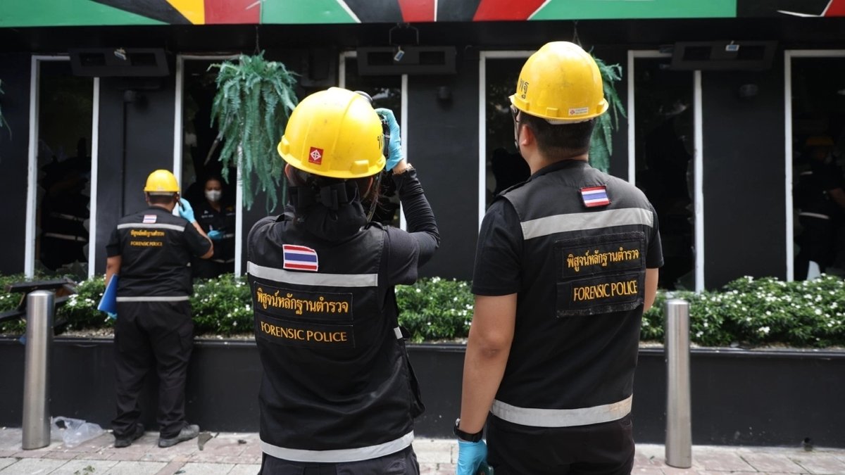 Zahl der Brandtoten in Bangkoker Lokal steigt auf 38