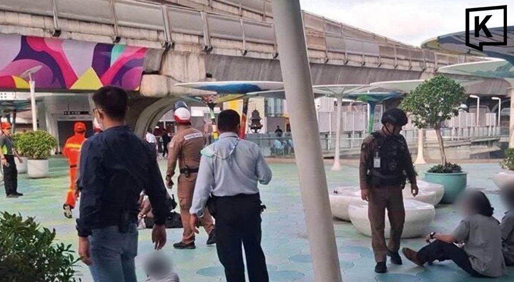 Schüler-Krieg in Bangkok! Panik bei Passanten