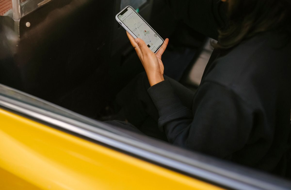 Fahrdienst-Apps verlieren Punkte bei Verstößen