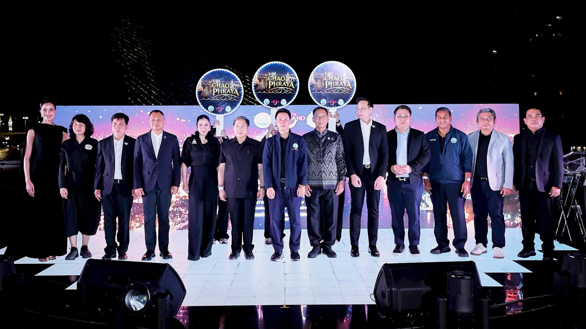 Eröffnung des Lichterfestivals Vijit Chao Phraya im Vorjahr am Chao Phraya