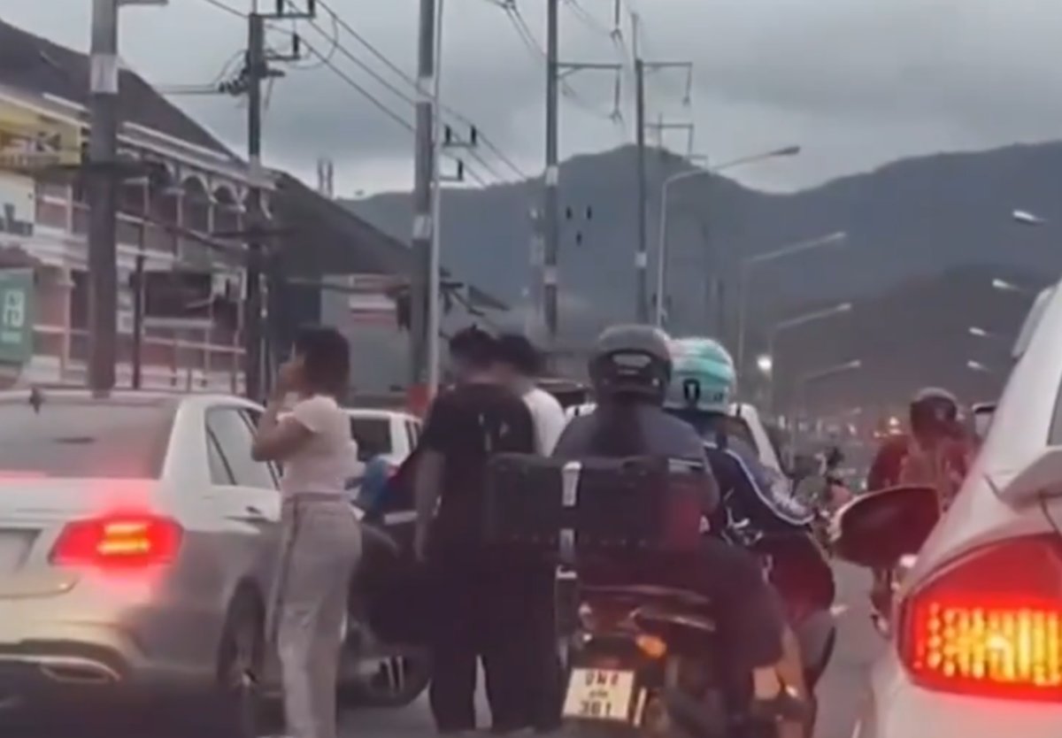 Streit nach Hupen auf Phuket: Russe verletzt (Video)