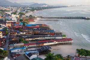 Abriss-Hammer in Hua Hin: 15 Strandbauten fallen jetzt